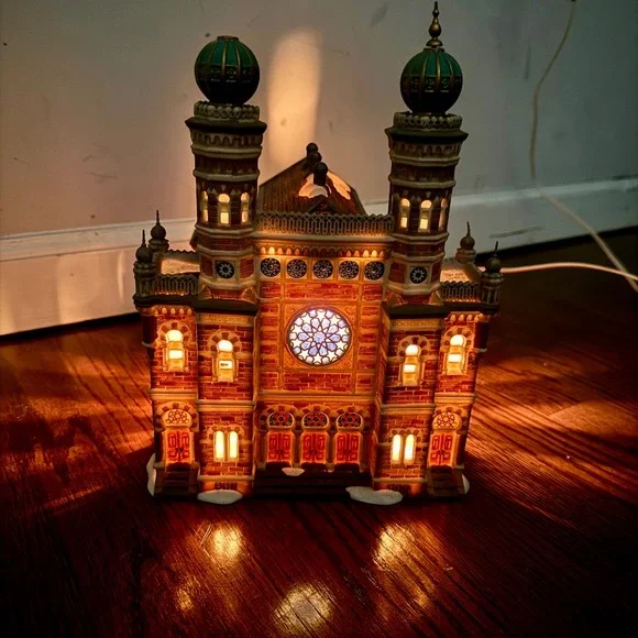 Department 56 Central Synagogue Christmas in the City Series
